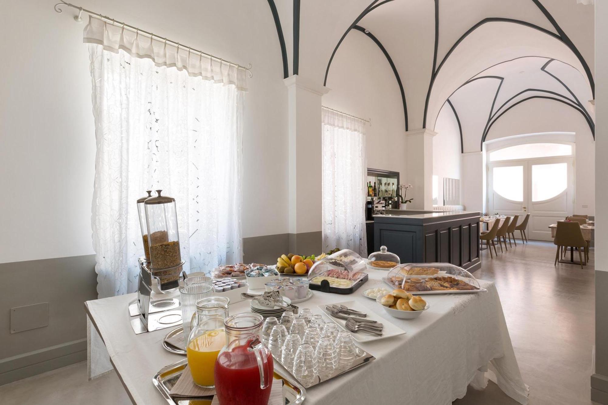 Palazzo Fasti Bed and Breakfast Casarano Eksteriør billede
